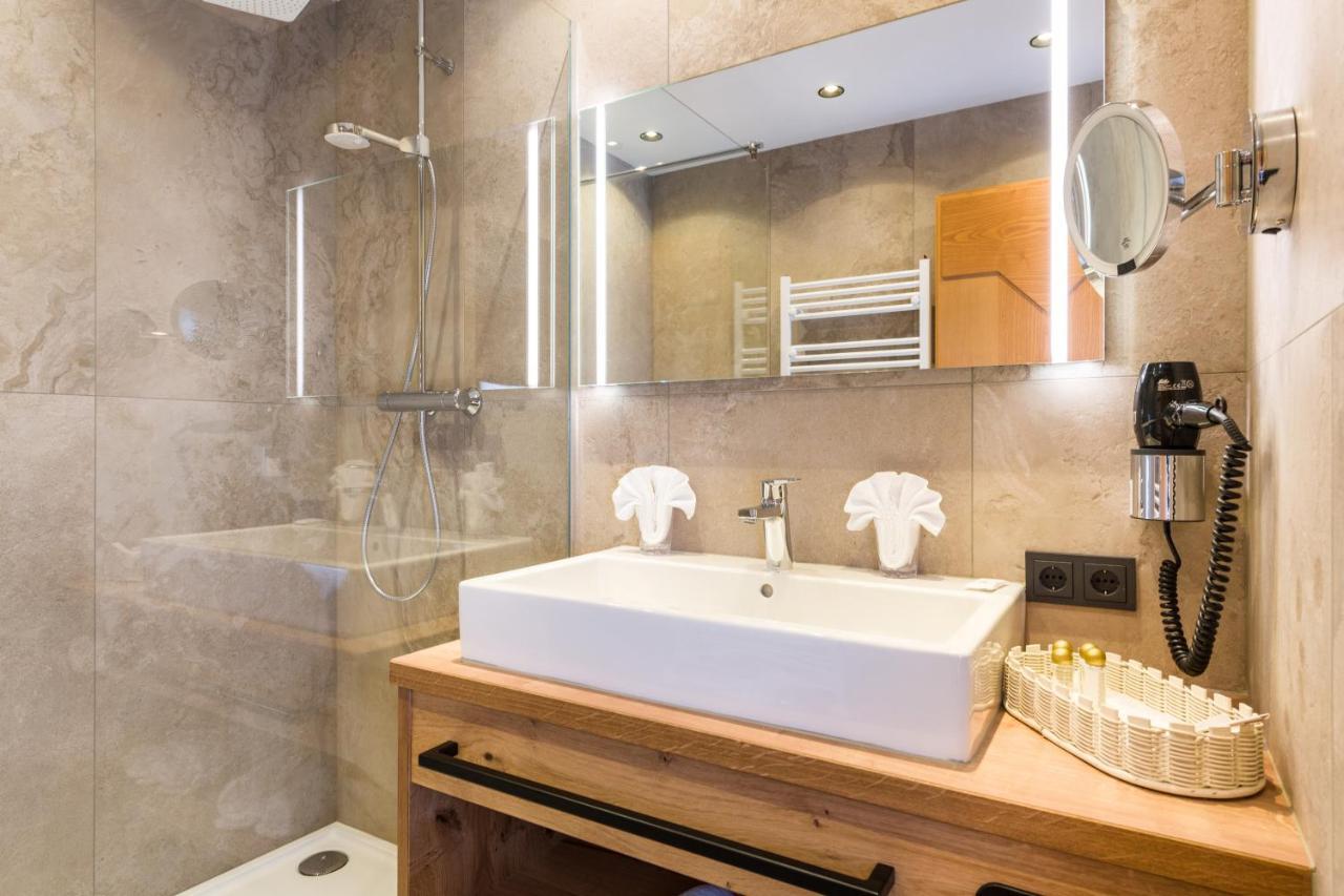 Wellness & Sporthotel Alpenhof Ehrwald Extérieur photo