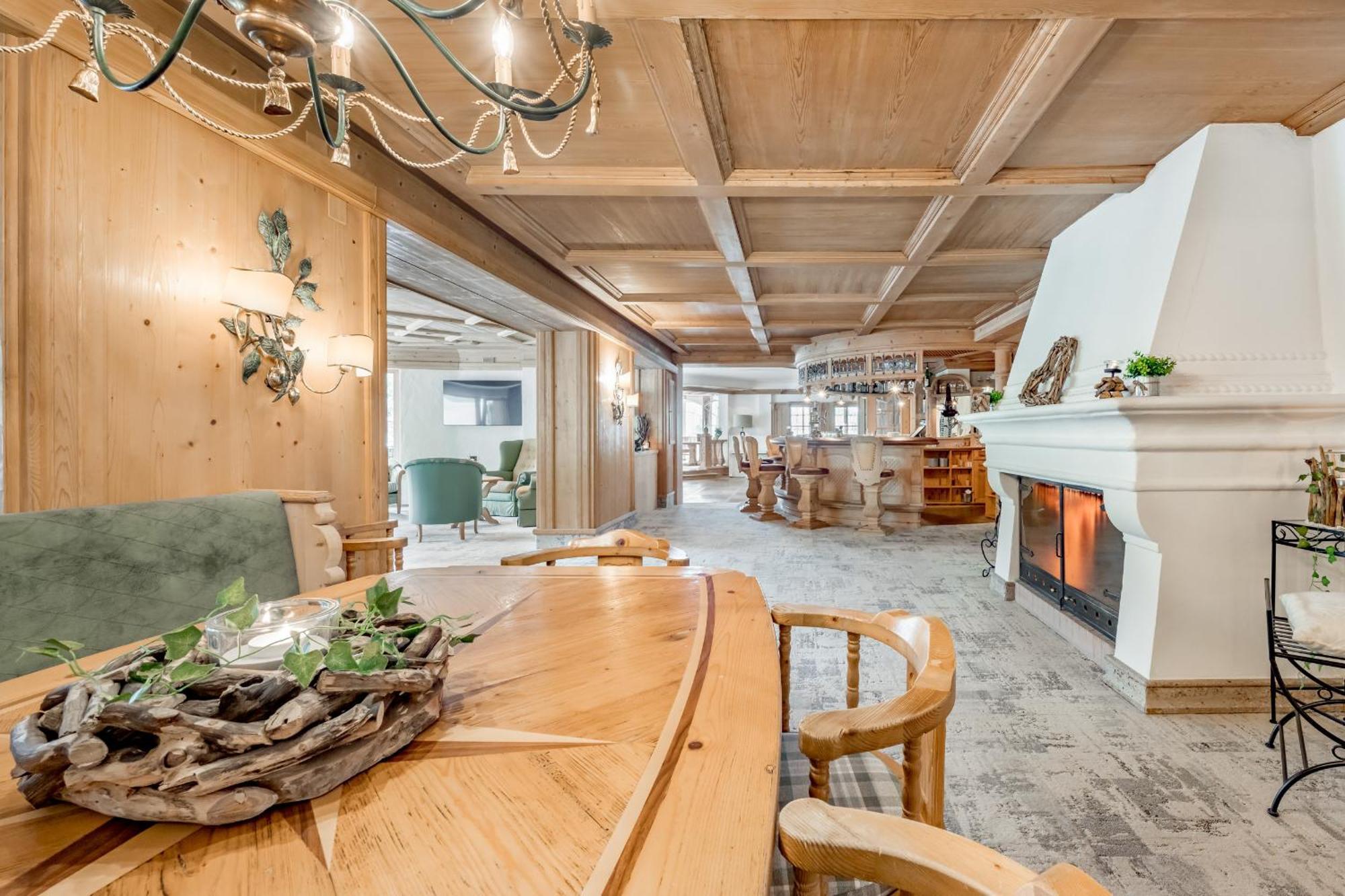 Wellness & Sporthotel Alpenhof Ehrwald Extérieur photo